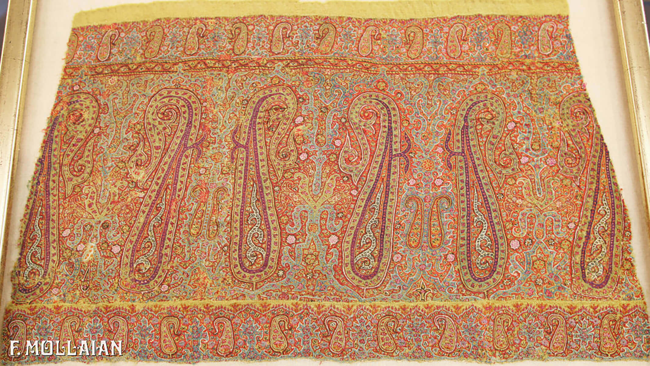 A Very Small Antique Indian Textile n°:10485314